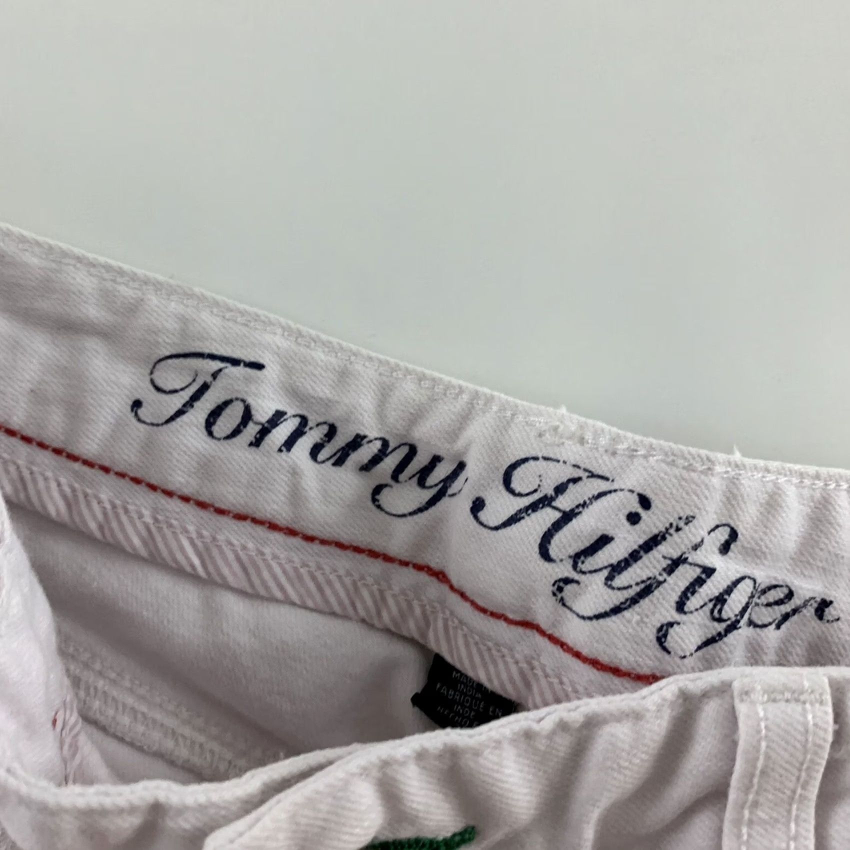Tommy Hilfiger Tommy Hilfiger Light Pink Cotton Denim Bermuda Shorts Women's 10 Size 32" / US 10 / IT 46 - 2 Thumbnail
