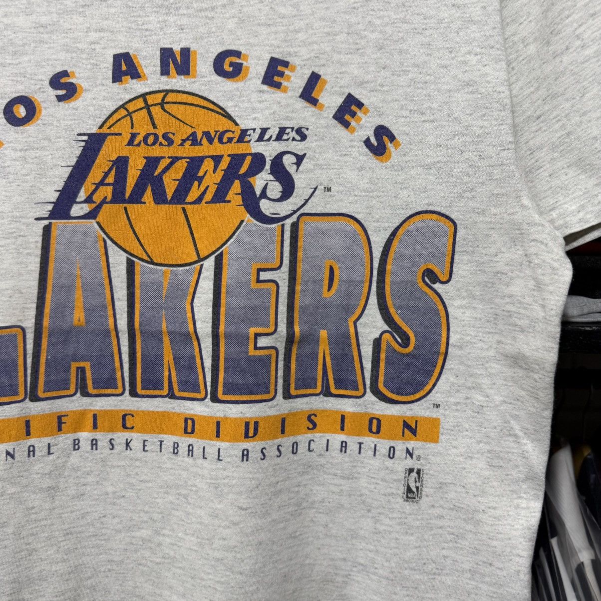 Vintage Vintage lakers los angeles by artex t shirt Size US M / EU 48-50 / 2 - 4 Thumbnail
