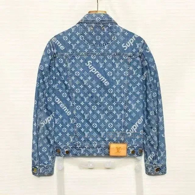 Louis Vuitton Louis Vuitton x Supreme Logo Denim Jacket. Size US S / EU 44-46 / 1 - 2 Thumbnail