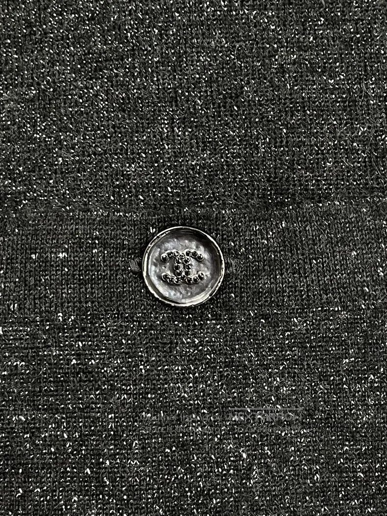Chanel Chanel Black glitter V-neck knitted long skirt dress Size XS / US 0-2 / IT 36-38 - 3 Thumbnail