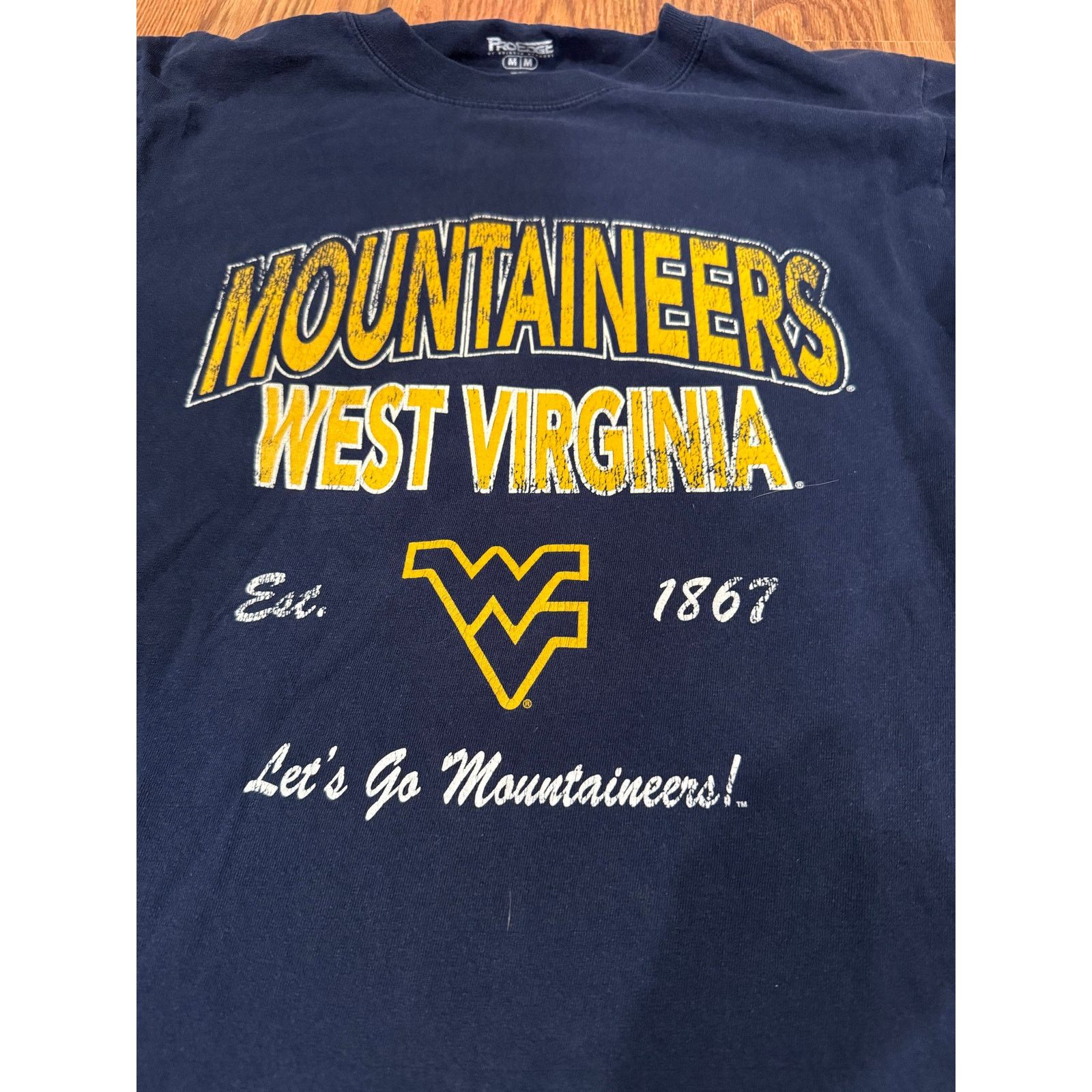 Pro Edge West Virginia mountaineers long sleeve Size US M / EU 48-50 / 2 - 3 Thumbnail