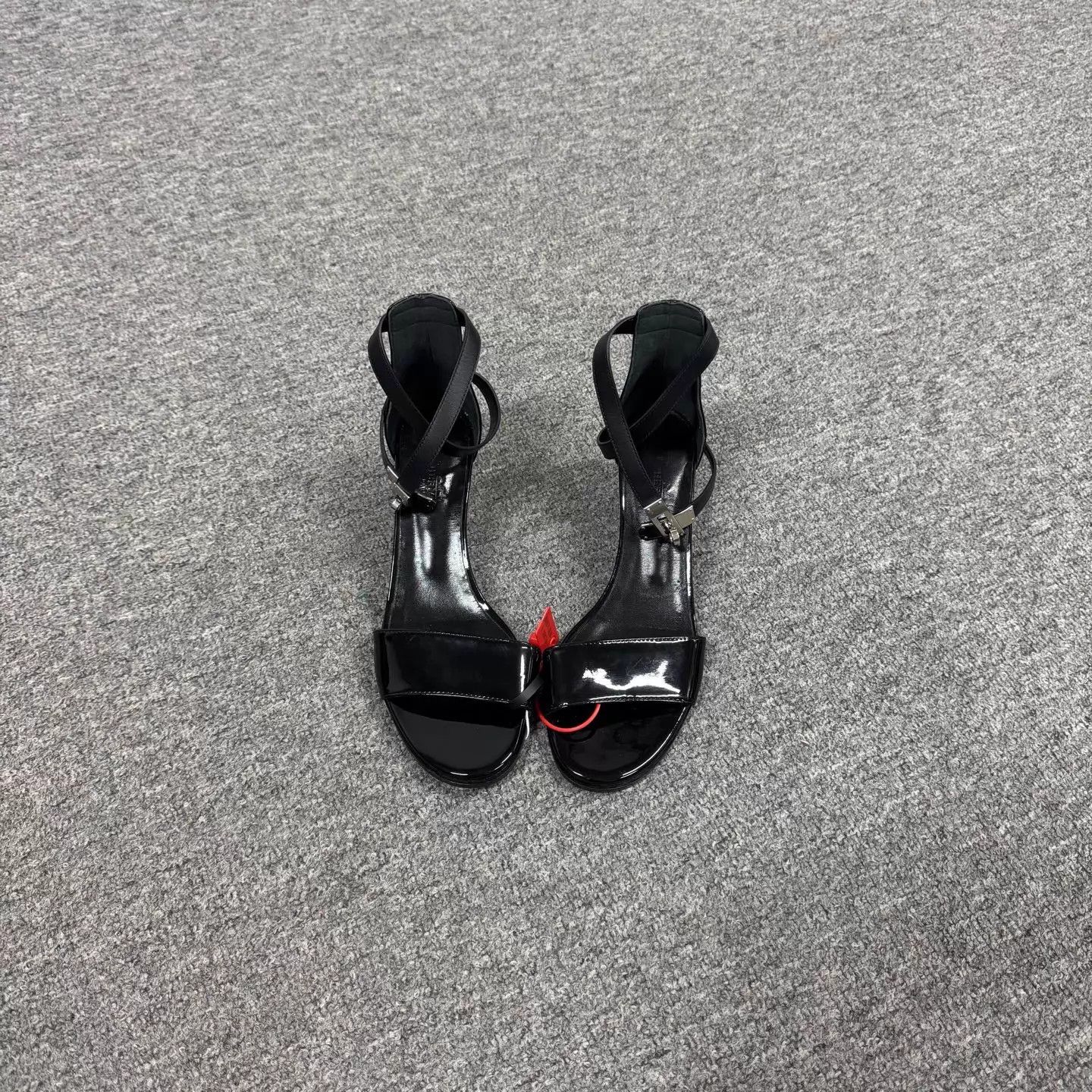Hermes Hermes Kelly Black Patent Strappy Block Heel Sandals Size US 7.5 / IT 37.5 - 3 Thumbnail