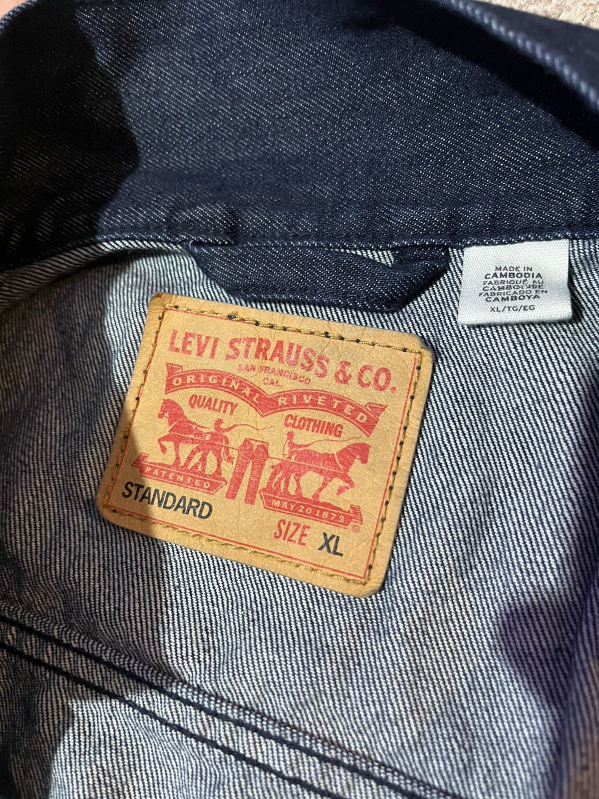 Levi's Levi’s Dark Wash Denim Jacket Size US XL / EU 56 / 4 - 4 Thumbnail