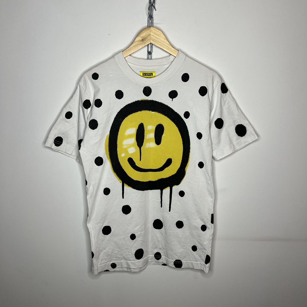 Market × Vintage Vintage Chinatown Market 2018 World Cup soccer ball globe t Size US M / EU 48-50 / 2 - 1 Thumbnail