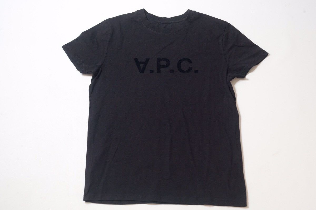 A.P.C. A.P.C. Velvet Logo T-Shirt Size L / US 10 / IT 46 - 1 Thumbnail