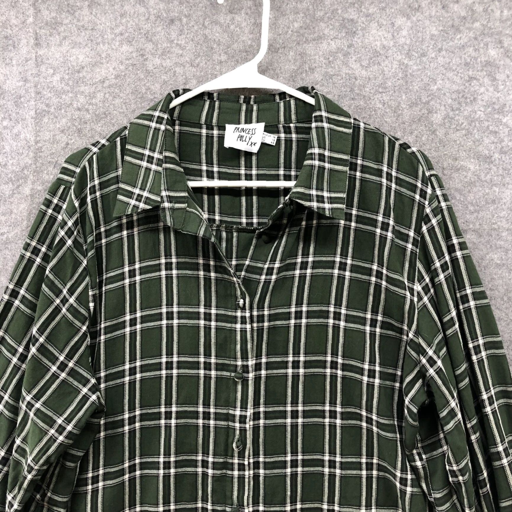 PRINCESS POLLY Princess Polly Button Down Shirt Womens Size 8 Relaxed Green Plaid Boyfriend Size XL / US 12-14 / IT 48-50 - 3 Thumbnail