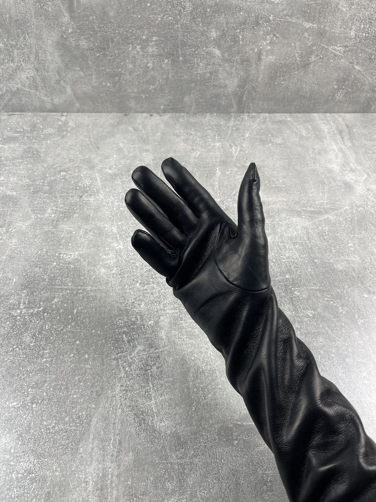 Escada × Genuine Leather Escada Leather Black Long Gloves Cashmere Lining Size S Size ONE SIZE - 4 Thumbnail