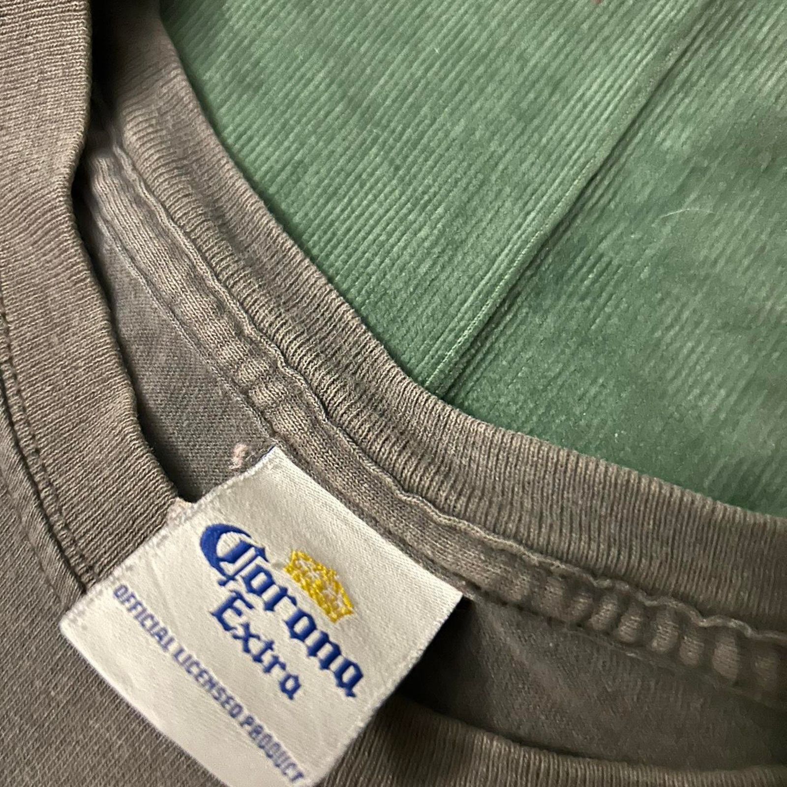 Other vintage grunge corona tee Size US L / EU 52-54 / 3 - 3 Thumbnail