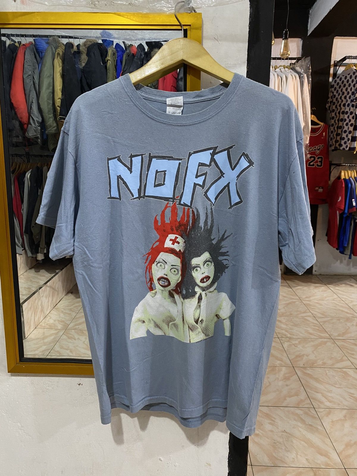 Gildan × Vintage Very rare vintage tshirt 2002 NOFX Size US L / EU 52-54 / 3 - 1 Thumbnail