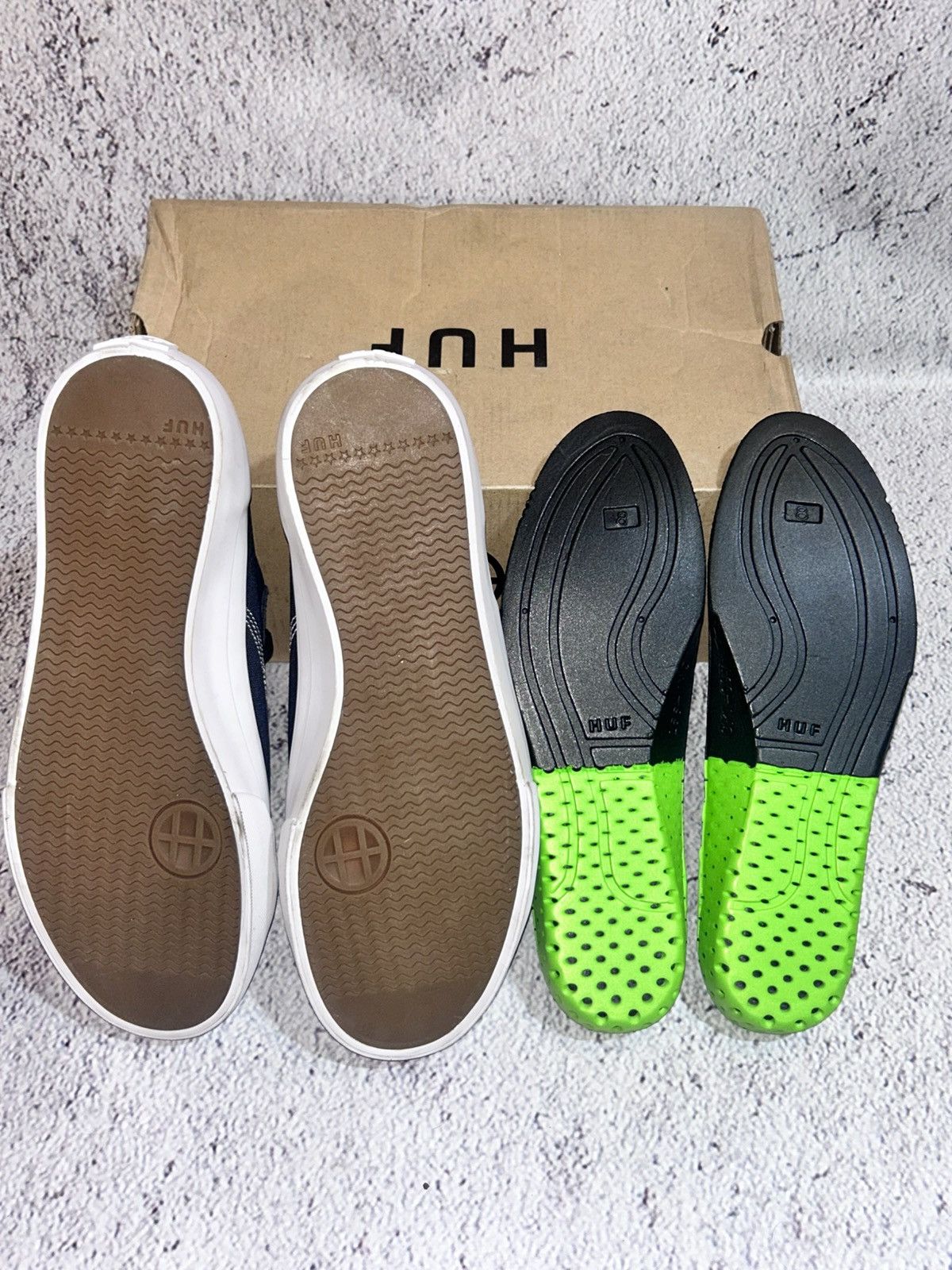 Huf HUF Classic Lo Ess Shoes Skate Sneakers Suede Size US 8 / EU 41 - 10 Thumbnail