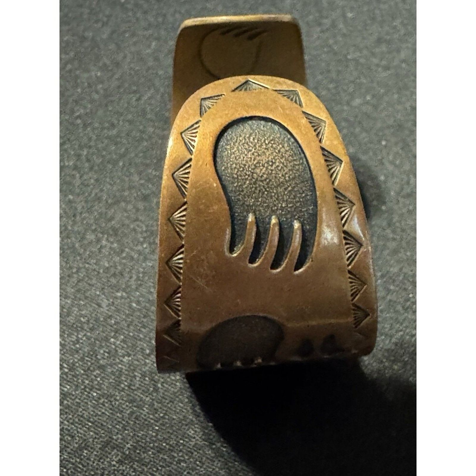 Other Signed Native Copper Bear Paw Cuff Bracelet Size ONE SIZE - 5 Thumbnail