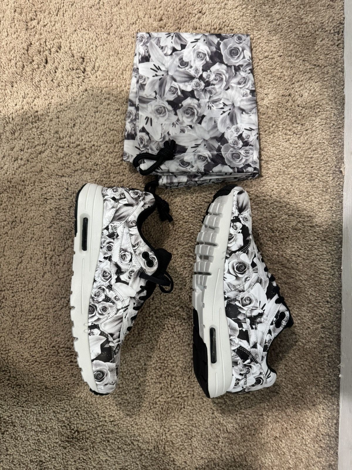 Nike Air Max 1 New York Size US 8 / IT 38 - 2 Thumbnail