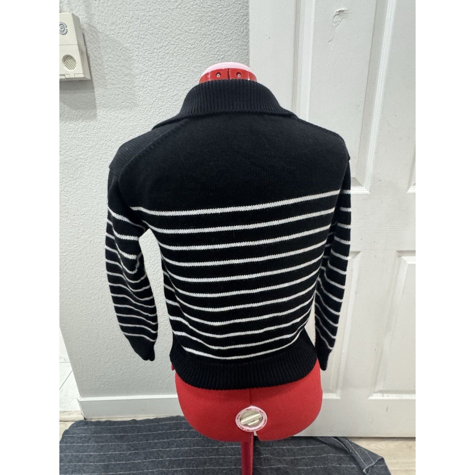 Aritzia Wilfred Aritzia Clara Merino Wool Waist Crop Sweater Size2xs Size XXS / US 00 / IT 34 - 2 Thumbnail