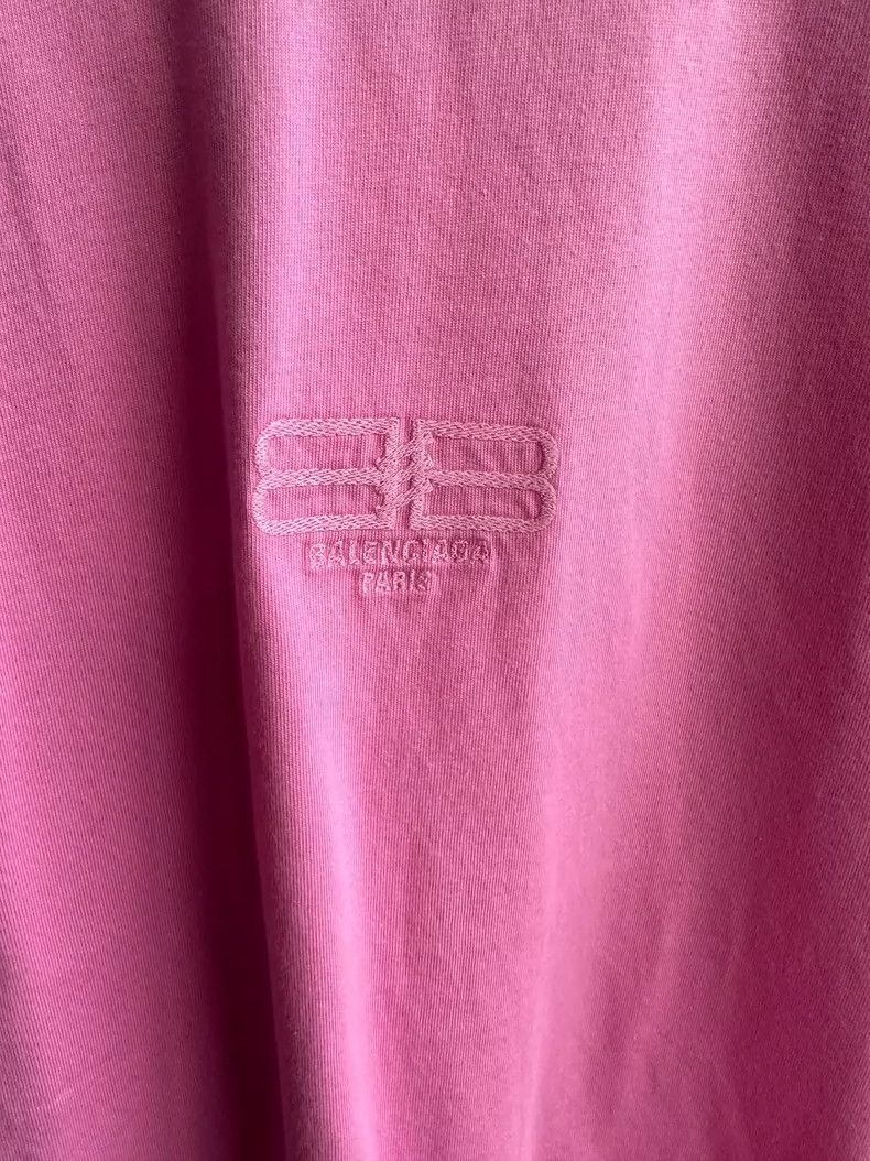 Balenciaga Balenciaga Pink embroidered chest short sleeve 2504-Nextarr Size XS / US 0-2 / IT 36-38 - 3 Thumbnail