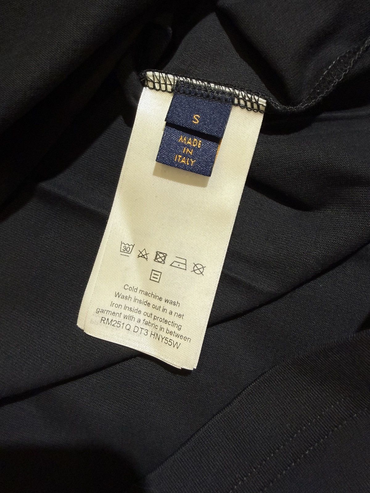 Louis Vuitton Louis vuitton black t shirt Size US S / EU 44-46 / 1 - 6 Thumbnail
