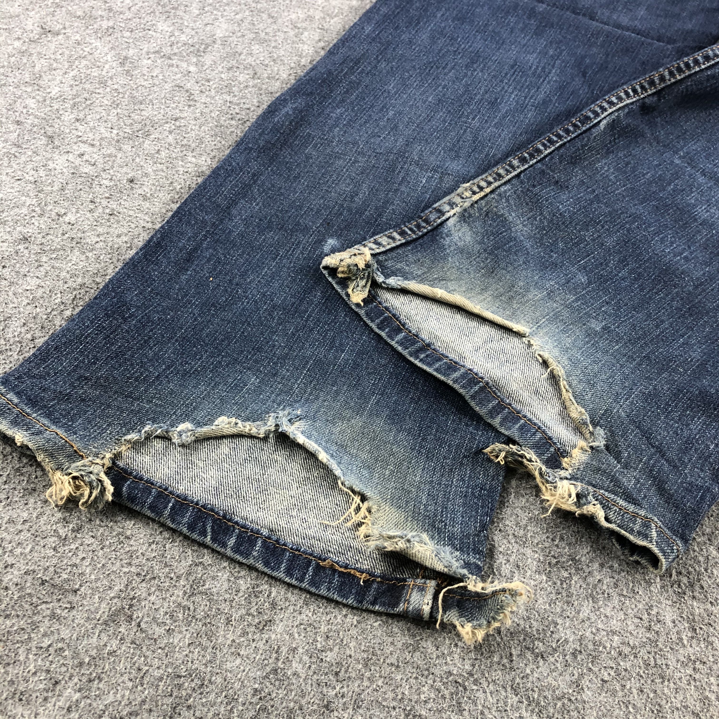 Levi's Vintage Blue Wash Levis 514 Jeans-J2192 Size US 37 - 6 Thumbnail