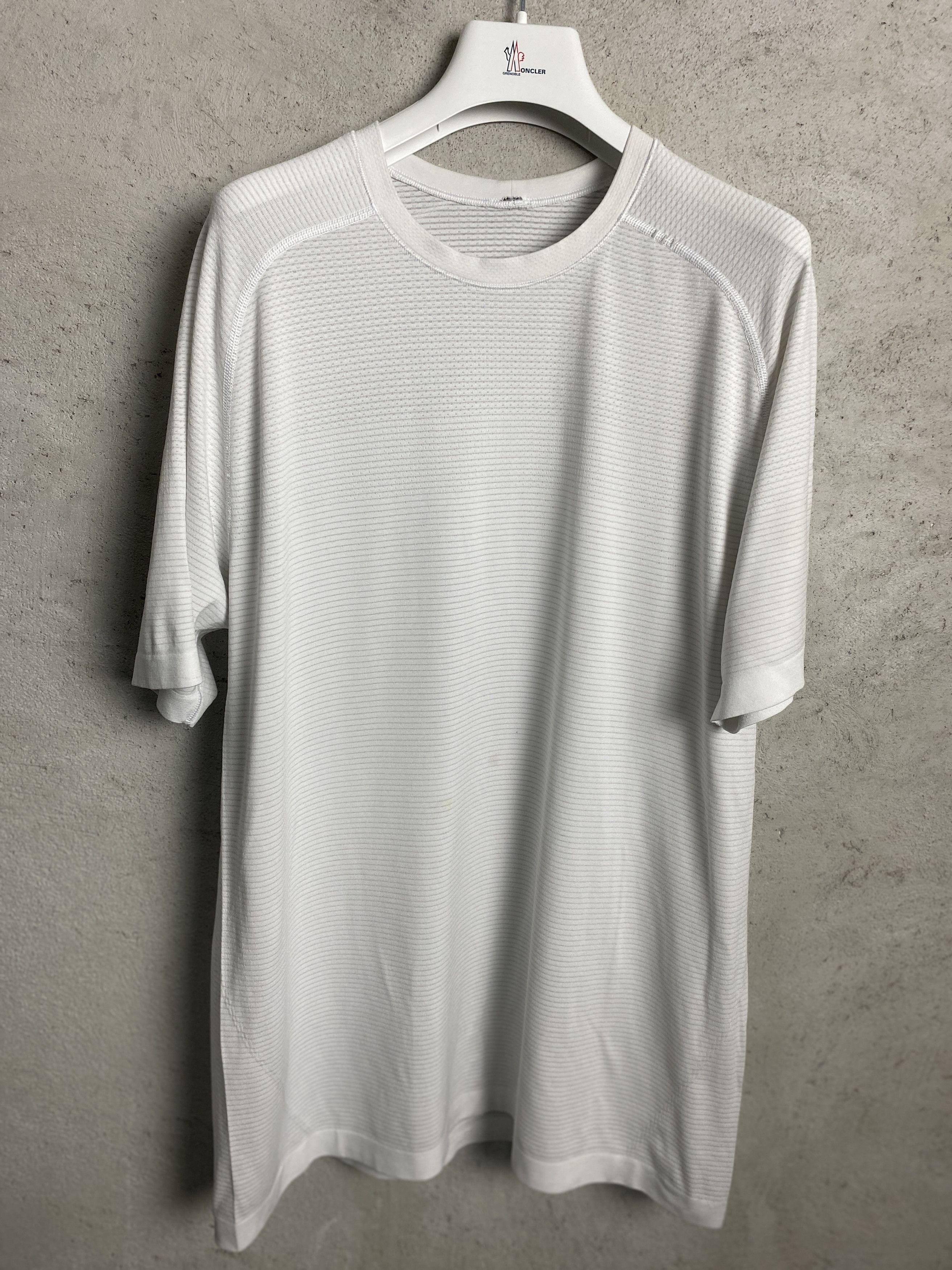 Lululemon Lululemon t-shirt tee gym sport Size US M / EU 48-50 / 2 - 1 Thumbnail