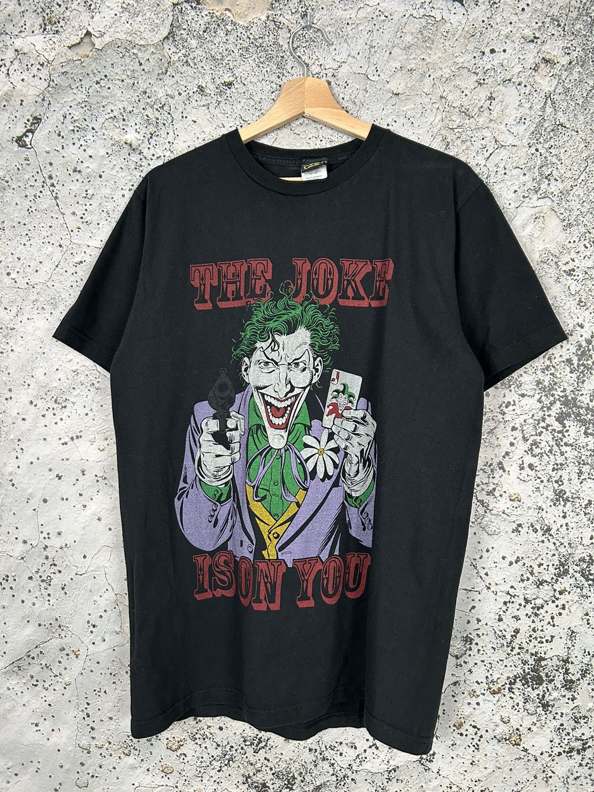 DC Comics × Vintage Vintage Joker 2005 Rare Graphic Tee Movie Batman DC Comics Size US L / EU 52-54 / 3 - 1 Thumbnail