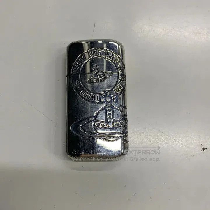 Vivienne Westwood Vivienne Westwood Silver Saturn Lighter 0079. Size ONE SIZE - 2 Thumbnail