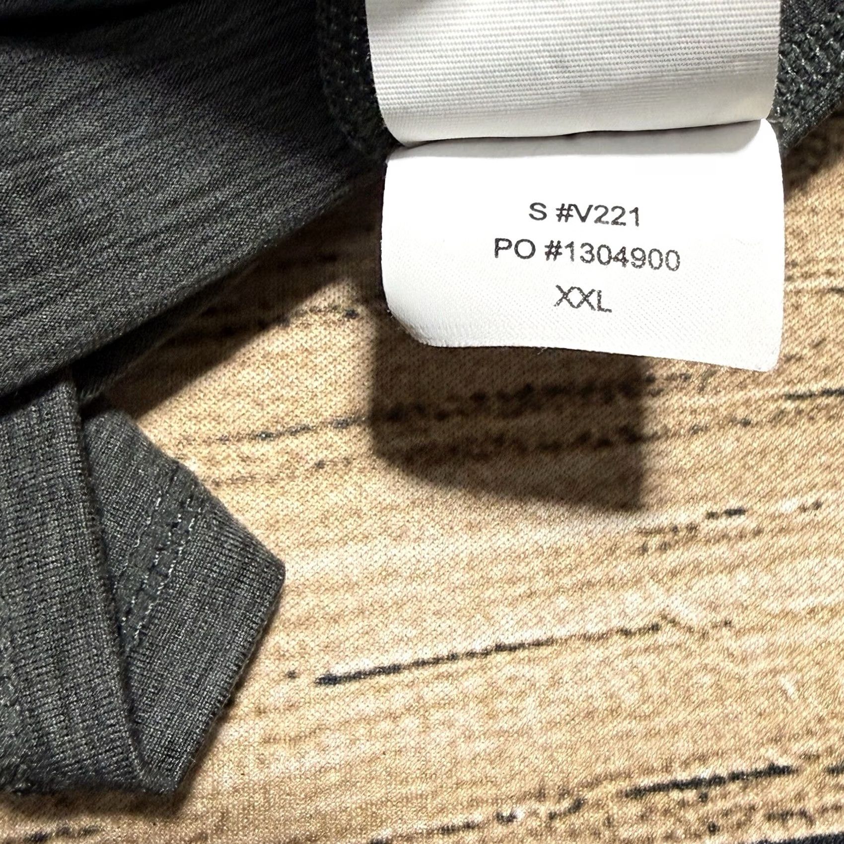 Vuori Vuori Shirt Mens XL Gray Ease Performance 1/2 Zip Pullover Golf Activewear Casual Moderate Weight Size US XL / EU 56 / 4 - 7 Thumbnail