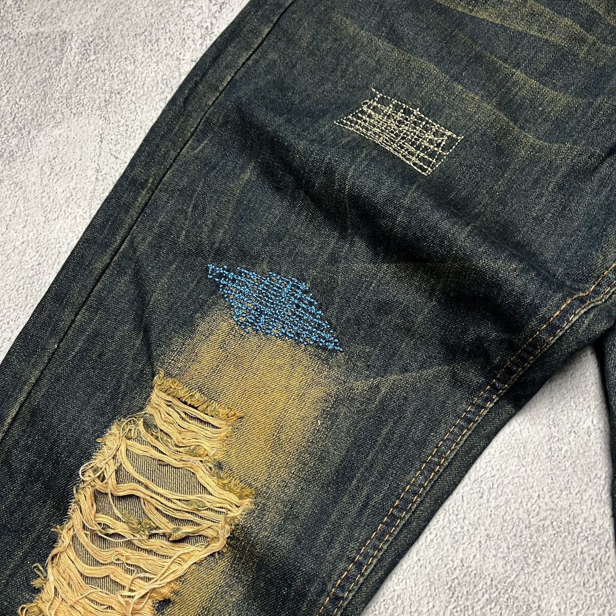 Japanese Brand Crazy Jeans Dirty Pants faded denim thrashed distressed Size US 37 - 6 Thumbnail