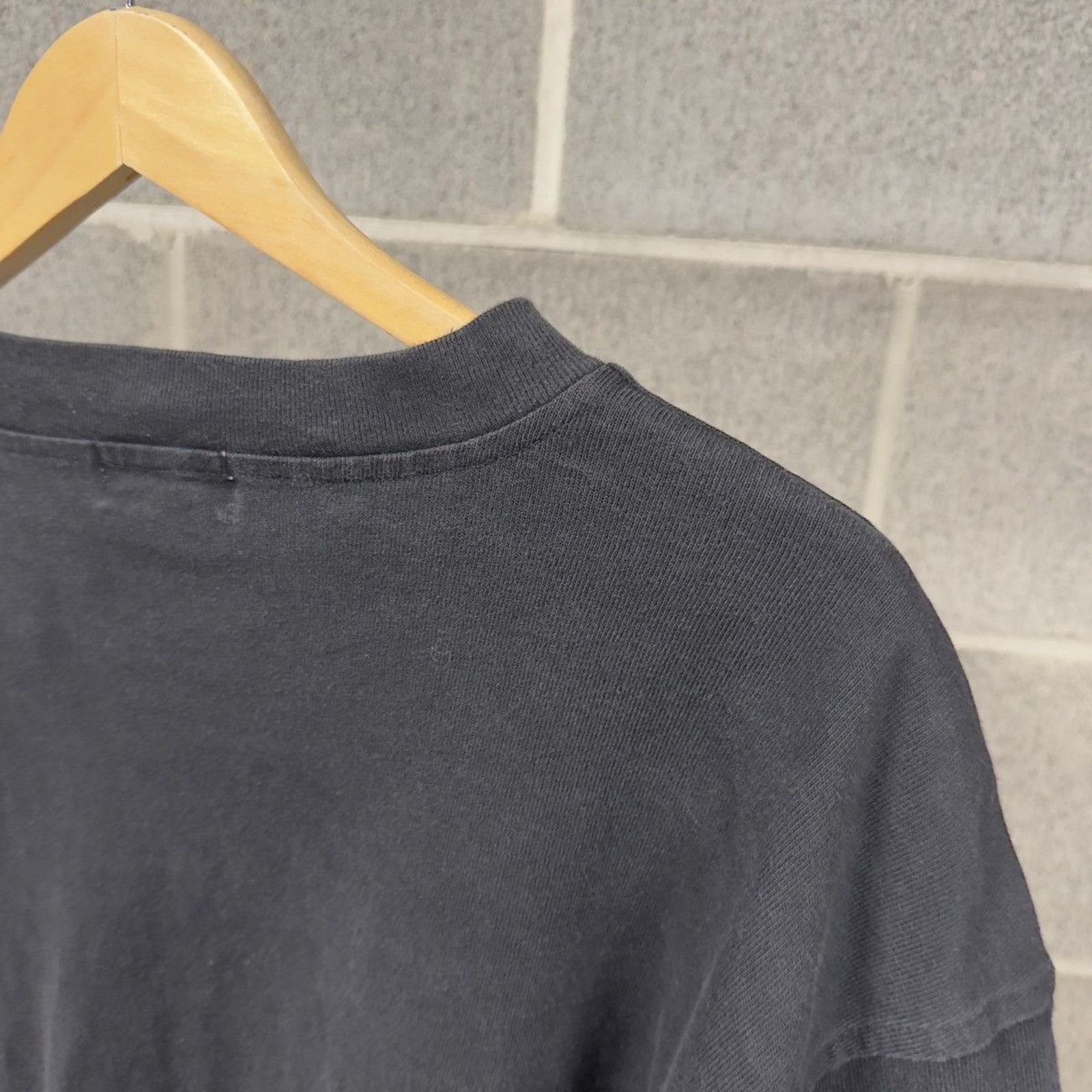 Vintage 90s Heavyweight Blank Pocket Shirt Longsleeve ERD Grunge Size US L / EU 52-54 / 3 - 6 Thumbnail