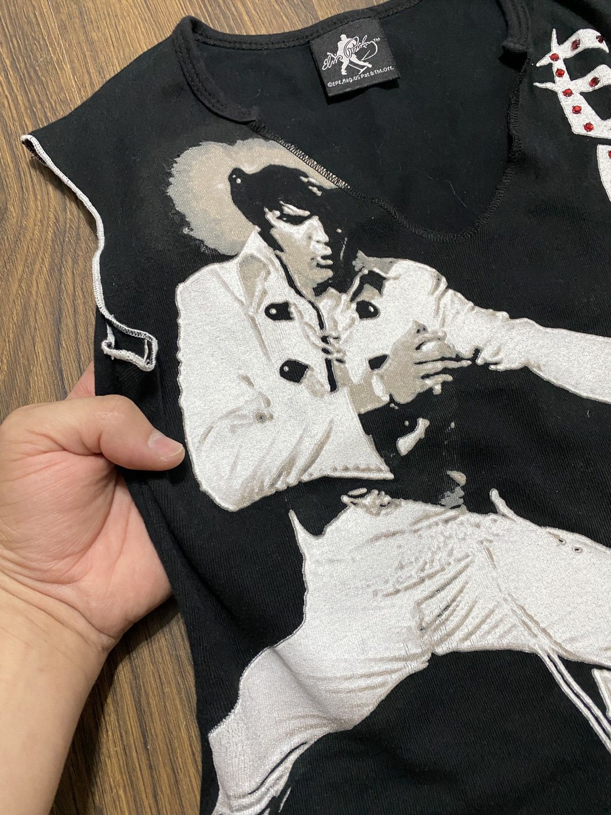 Band Tees Rare vintage band tee Elvis presley Made in USA t shirt Y2k Size US S / EU 44-46 / 1 - 4 Thumbnail
