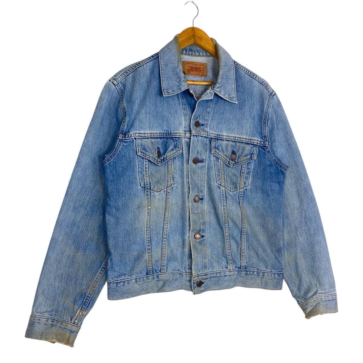 Levi's Vintage Clothing 💥 80s LEVIS VINTAGE DENIM TRUCKER JACKET SUNFADED Size US M / EU 48-50 / 2 - 3 Thumbnail