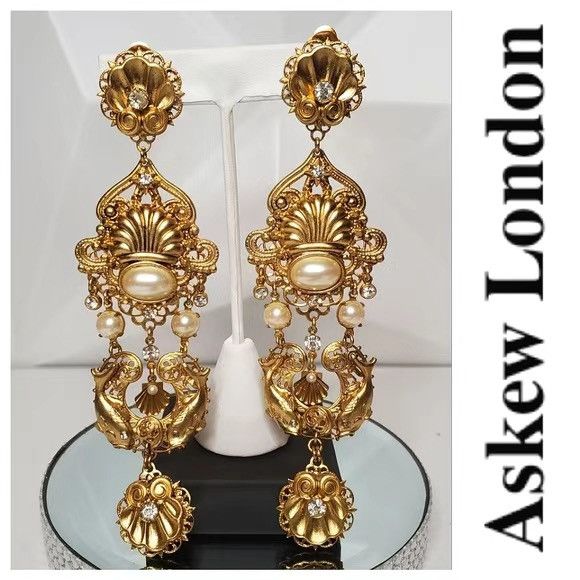 Other Magnificent & Massive ASKEW LONDON Etruscan Sea Theme Pearl Size ONE SIZE - 1 Preview