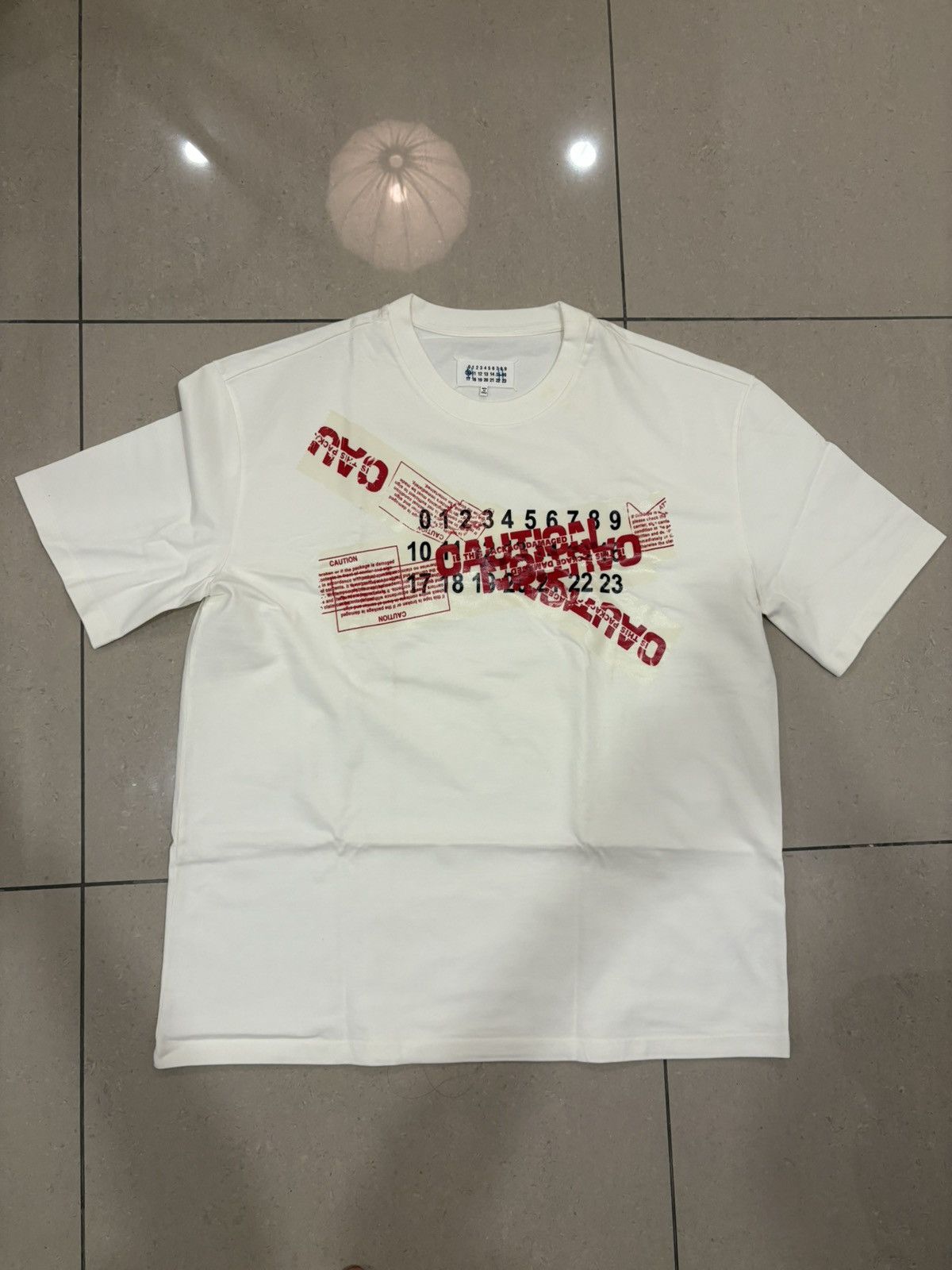 Maison Margiela Maison Margiela "Caution" T-shirt Size US M / EU 48-50 / 2 - 10 Thumbnail