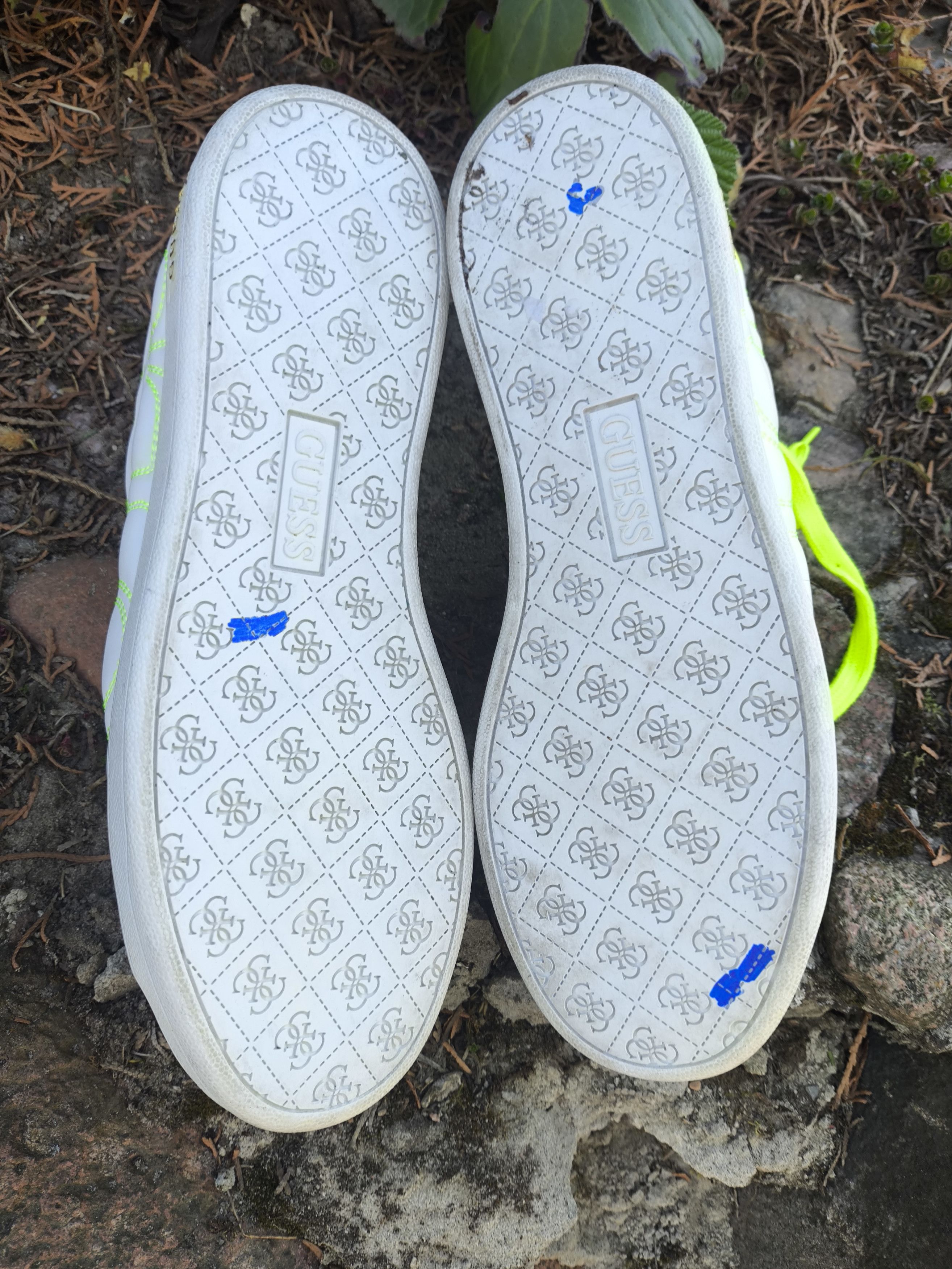 Guess Guess White Neon Logo Sneakers Size 39 Womens Streetwear Size US 9 / IT 39 - 7 Thumbnail