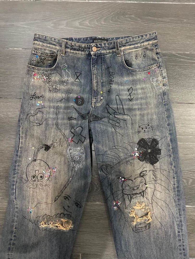 Balenciaga Balenciaga SS23 Dark Distressed Rhinestone Denim Size US 34 / EU 50 - 10 Thumbnail