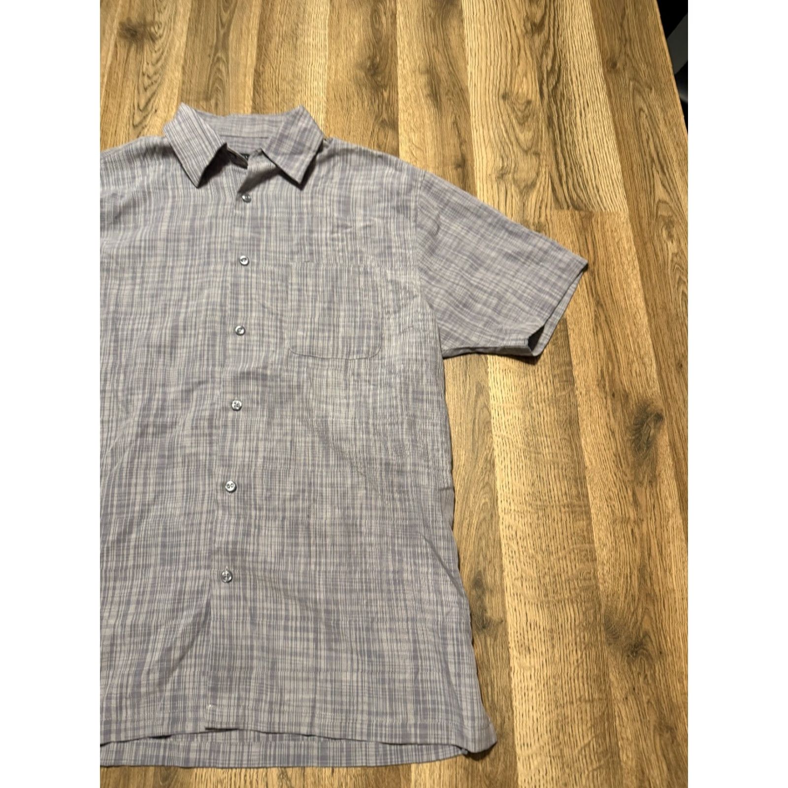 Vintage Age of Wisdom Shirt Mens Size M Grey White Short Sleeve Button Up Size US M / EU 48-50 / 2 - 4 Thumbnail