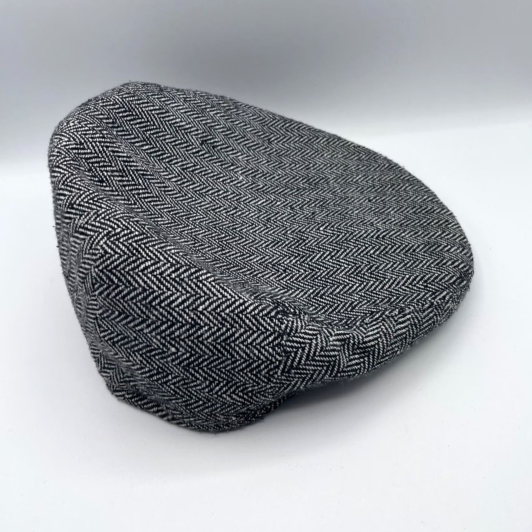 Vintage Newhattan Hat Gray Herringbone Wool Flat Cap Mens Medium Lined Quilted Fitted Cap Size ONE SIZE - 3 Thumbnail