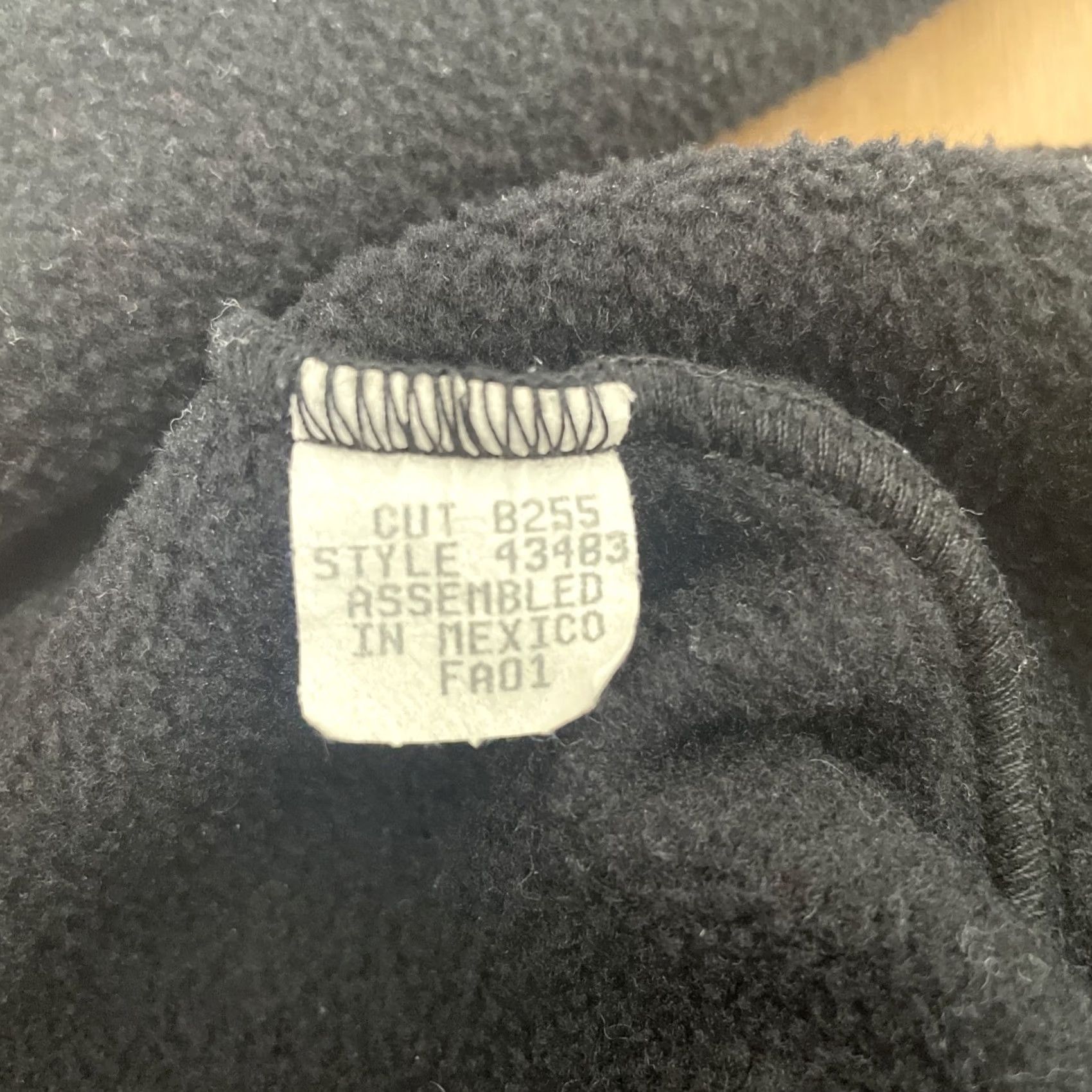 Patagonia VINTAGE Patagonia Capliene Expedition Weight Fleece Zip-T Pullover Womens Medium Black 90s Outdoor Hiking Size M / US 6-8 / IT 42-44 - 3 Thumbnail