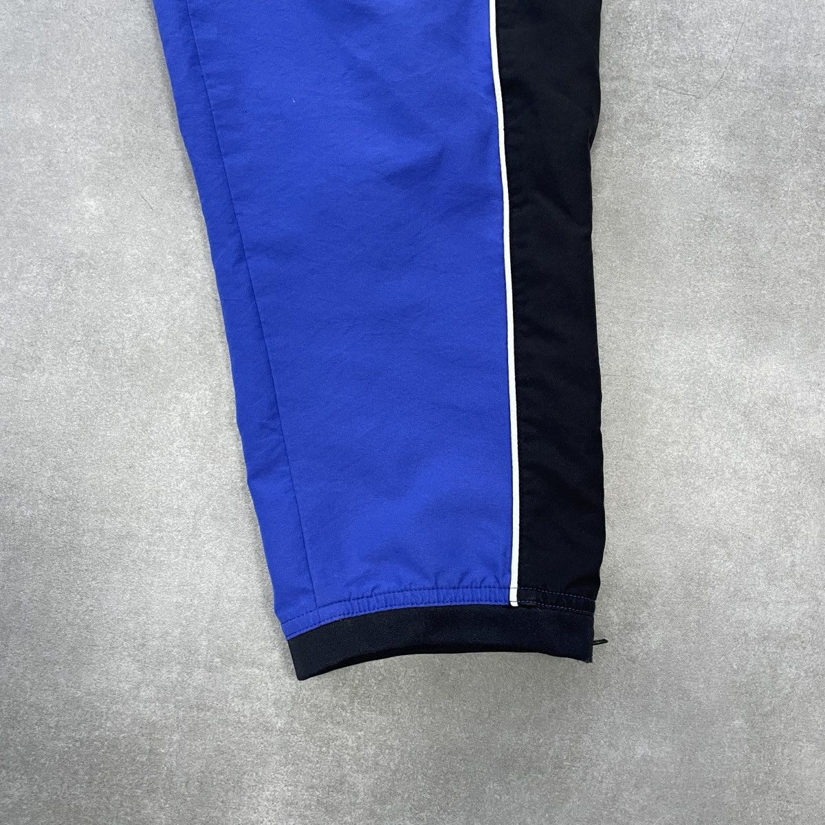 Adidas × Vintage Vintage Adidas Track Pants Size M Size US 32 / EU 48 - 5 Thumbnail
