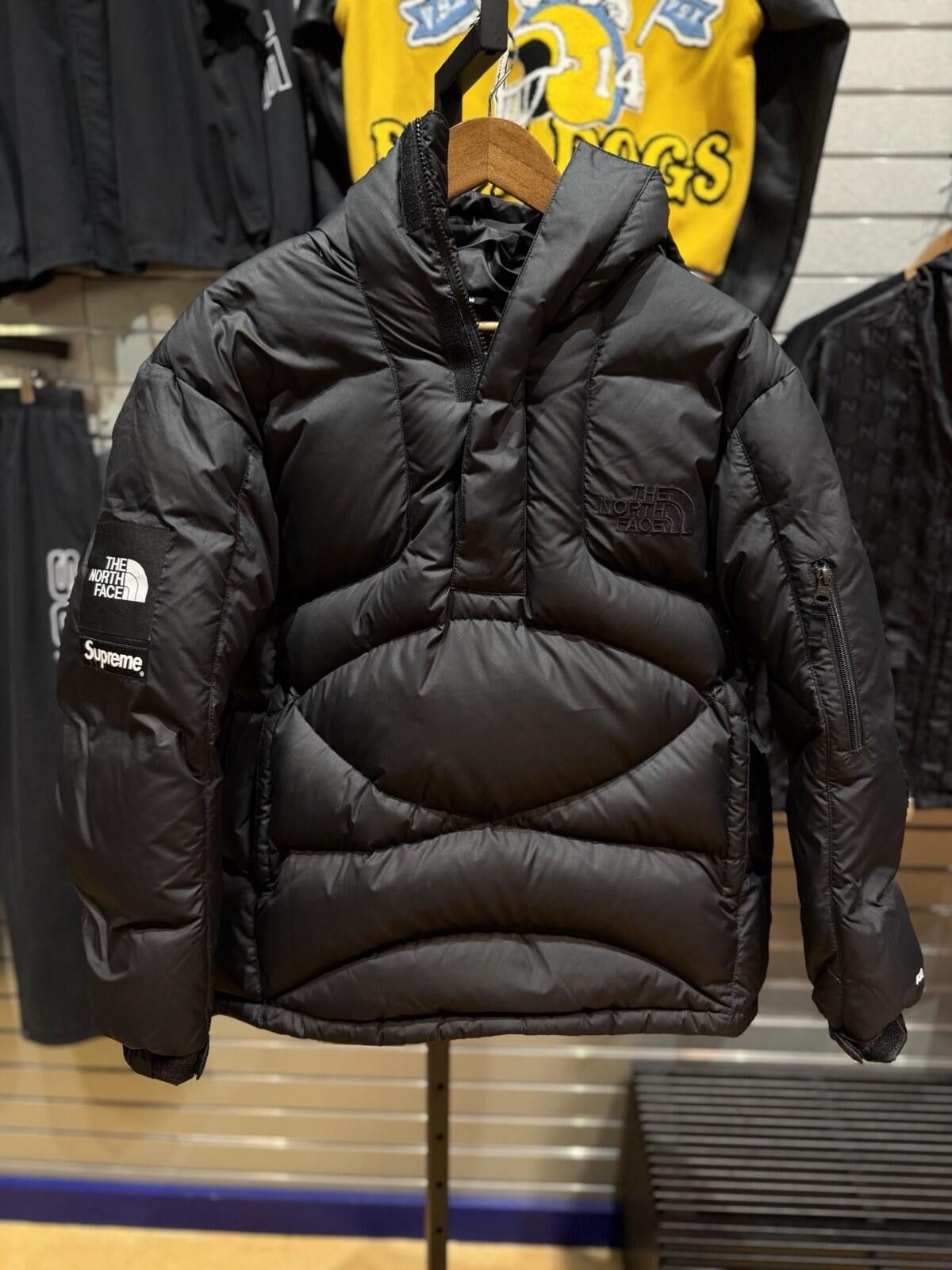 Supreme Supreme x The North Face 800 Puffer Jacket Size (Small) Size US S / EU 44-46 / 1 - 2 Thumbnail