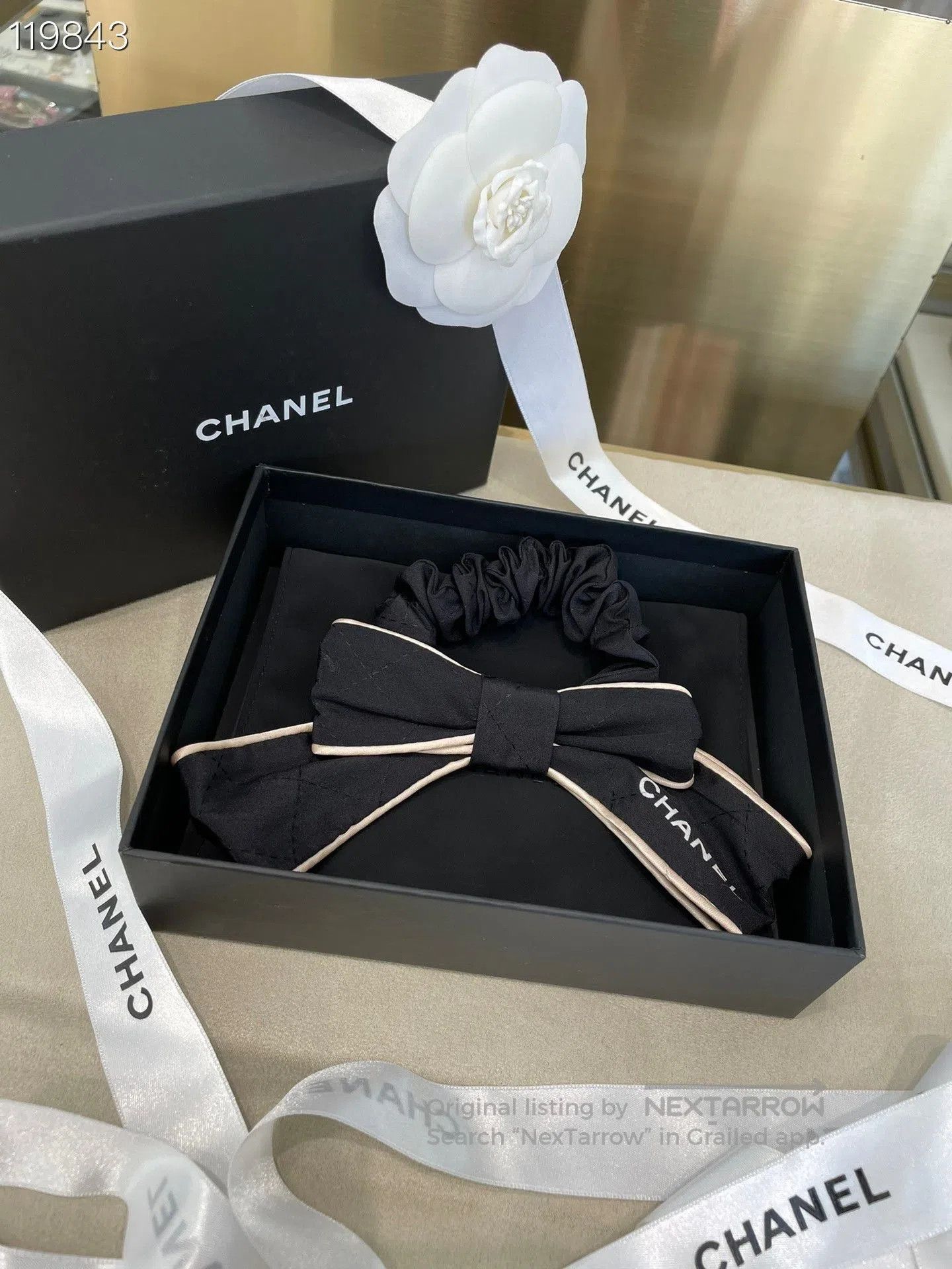 Chanel Chanel Black Bow Double C Hair Tie. Size ONE SIZE - 1 Thumbnail