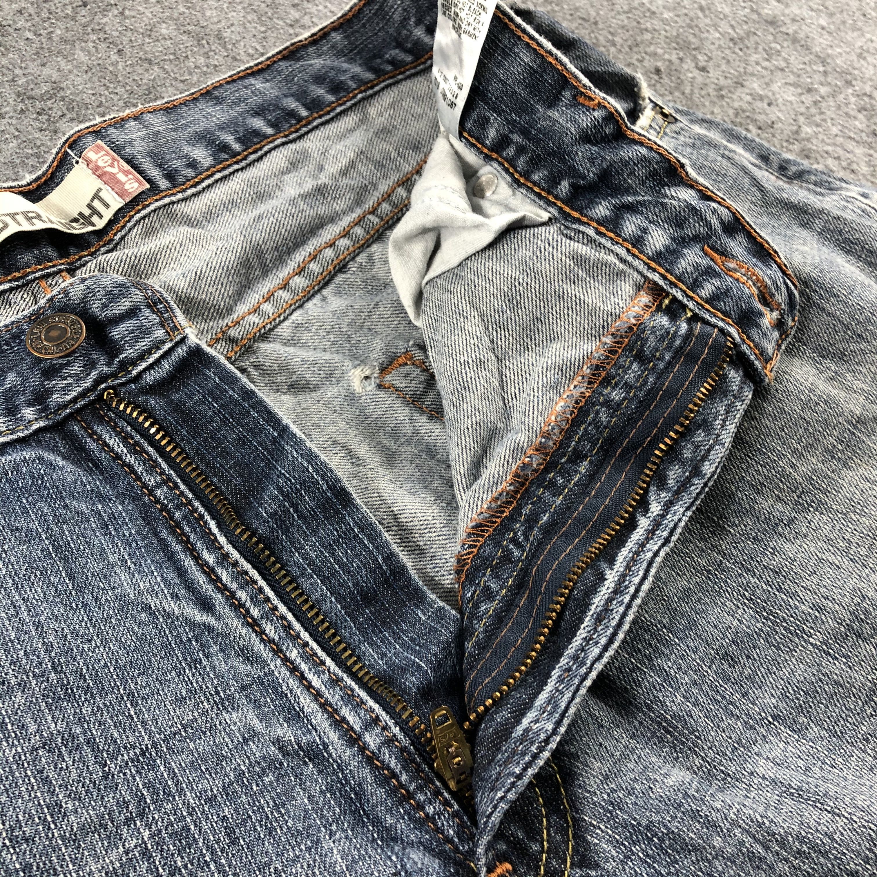 Levi's Vintage Levis 569 Jeans-J2642 Size US 34 / EU 50 - 13 Thumbnail