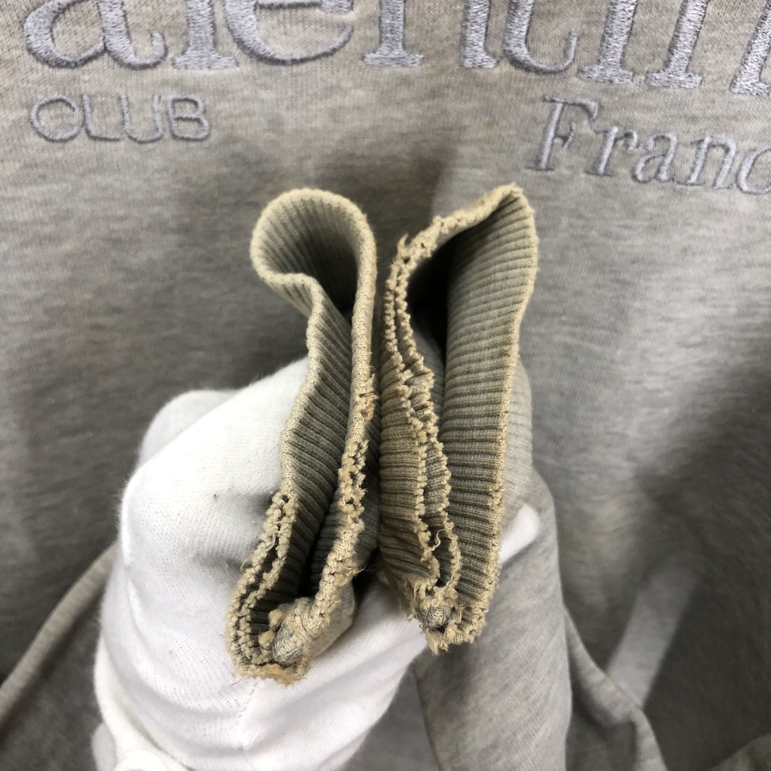 Other Vintage Thrashed VALENTINO FRANCO Sweatshirt #1643/03 Size US L / EU 52-54 / 3 - 11 Thumbnail