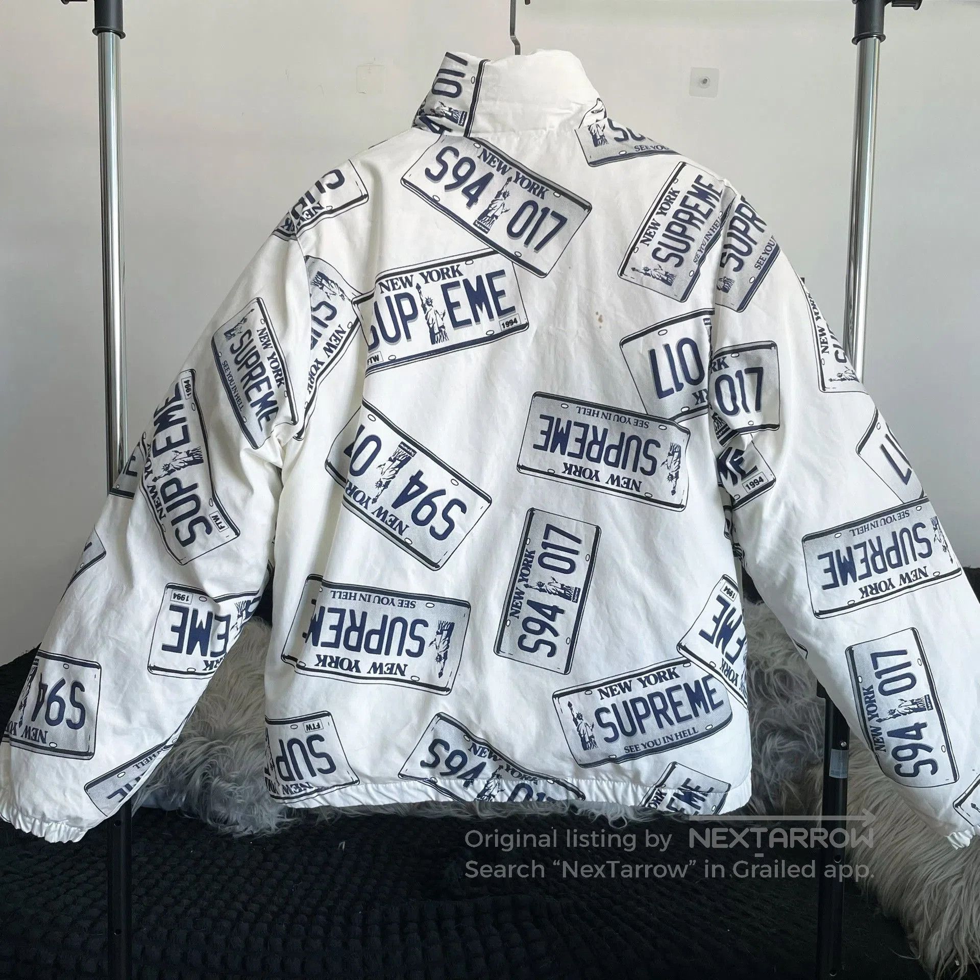 Supreme Supreme White License Plate Down Jacket. Size US M / EU 48-50 / 2 - 2 Thumbnail