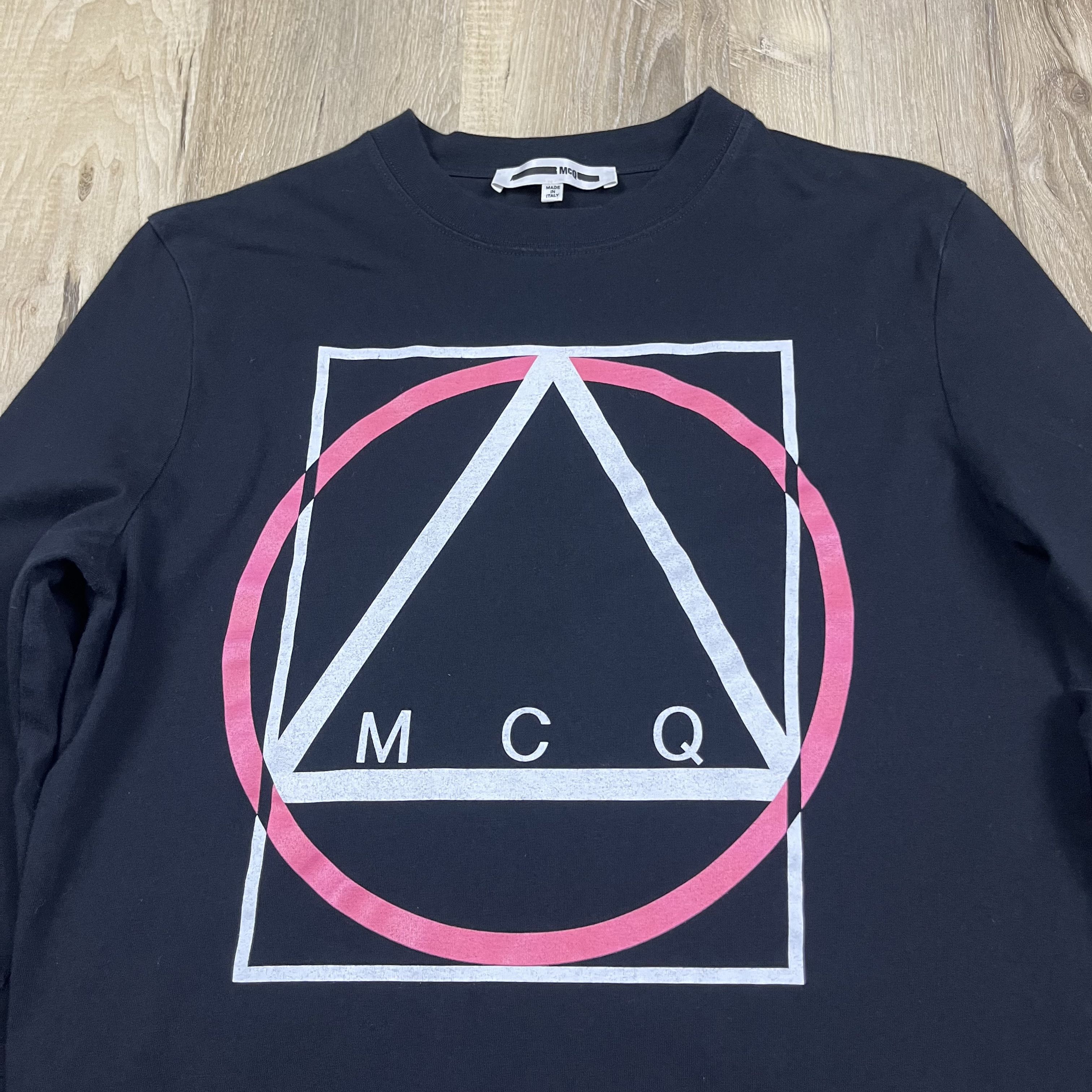Alexander McQueen Alexander McQueen MCQ Black Longsleeve T-shirt Triangle Size US M / EU 48-50 / 2 - 3 Thumbnail