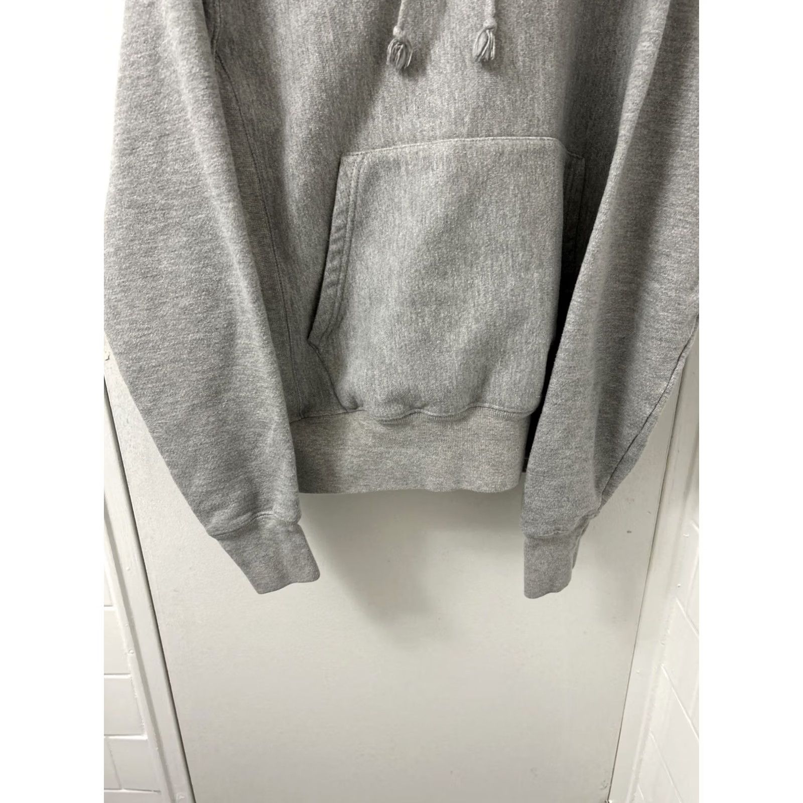 Champion VINTAGE Champion Reverse Weave Hoodie Mens Small Gray Embroidered Spell Out Logo Size US S / EU 44-46 / 1 - 3 Thumbnail