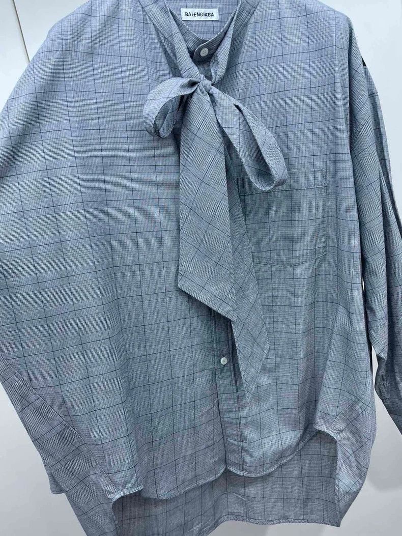 Balenciaga Balenciaga size 36 Ribbon monogrammed casual shirt Size XS / US 0-2 / IT 36-38 - 4 Thumbnail