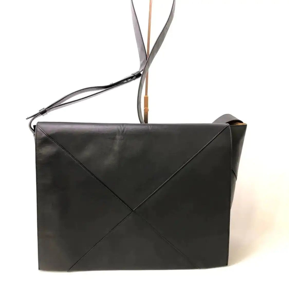 Bottega Veneta BOTTEGA VENETA black cowhide leather shoulder bag Size ONE SIZE - 1 Thumbnail