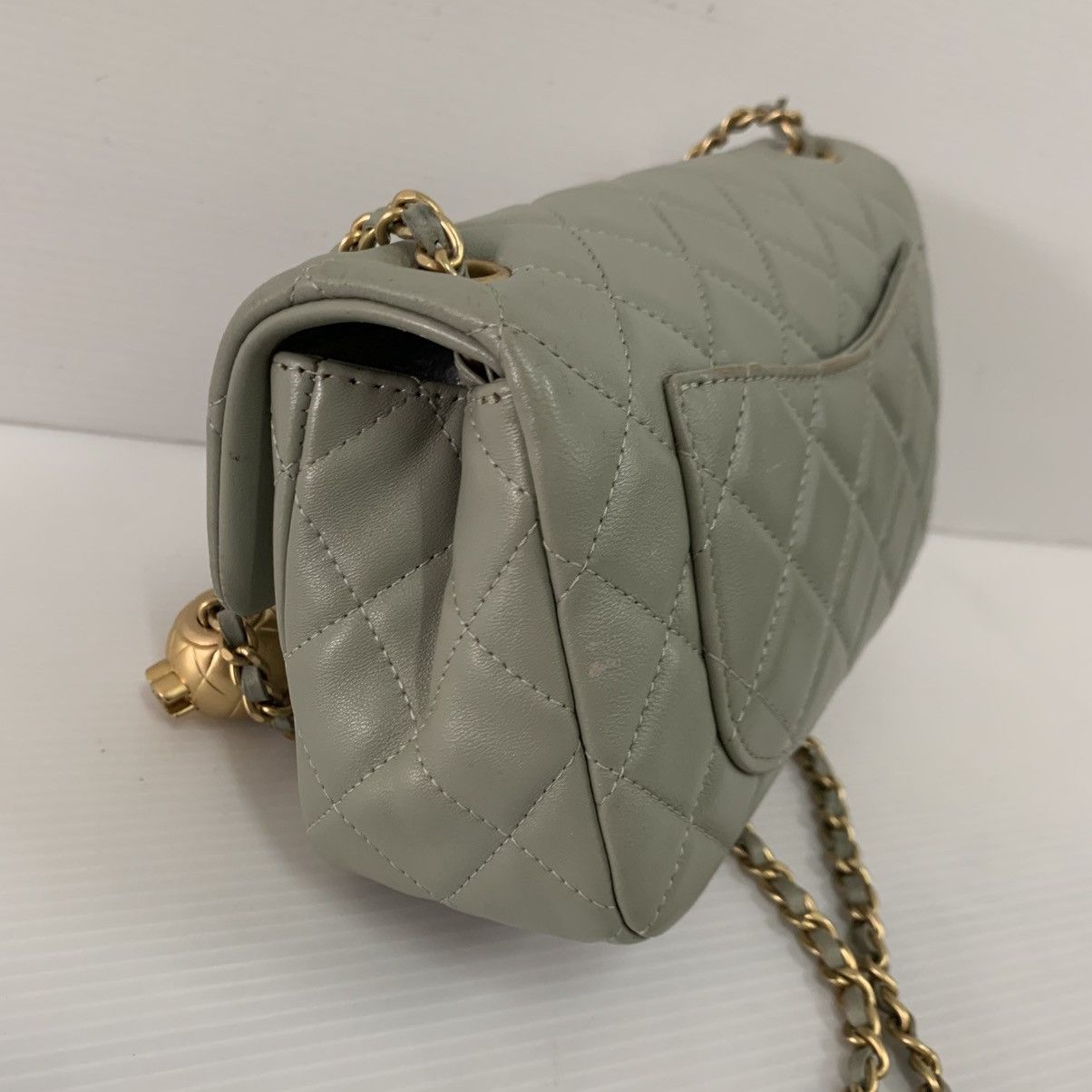 Chanel Chanel Lambskin Quilted Mini Pearl Crush Flap Green Size ONE SIZE - 7 Thumbnail