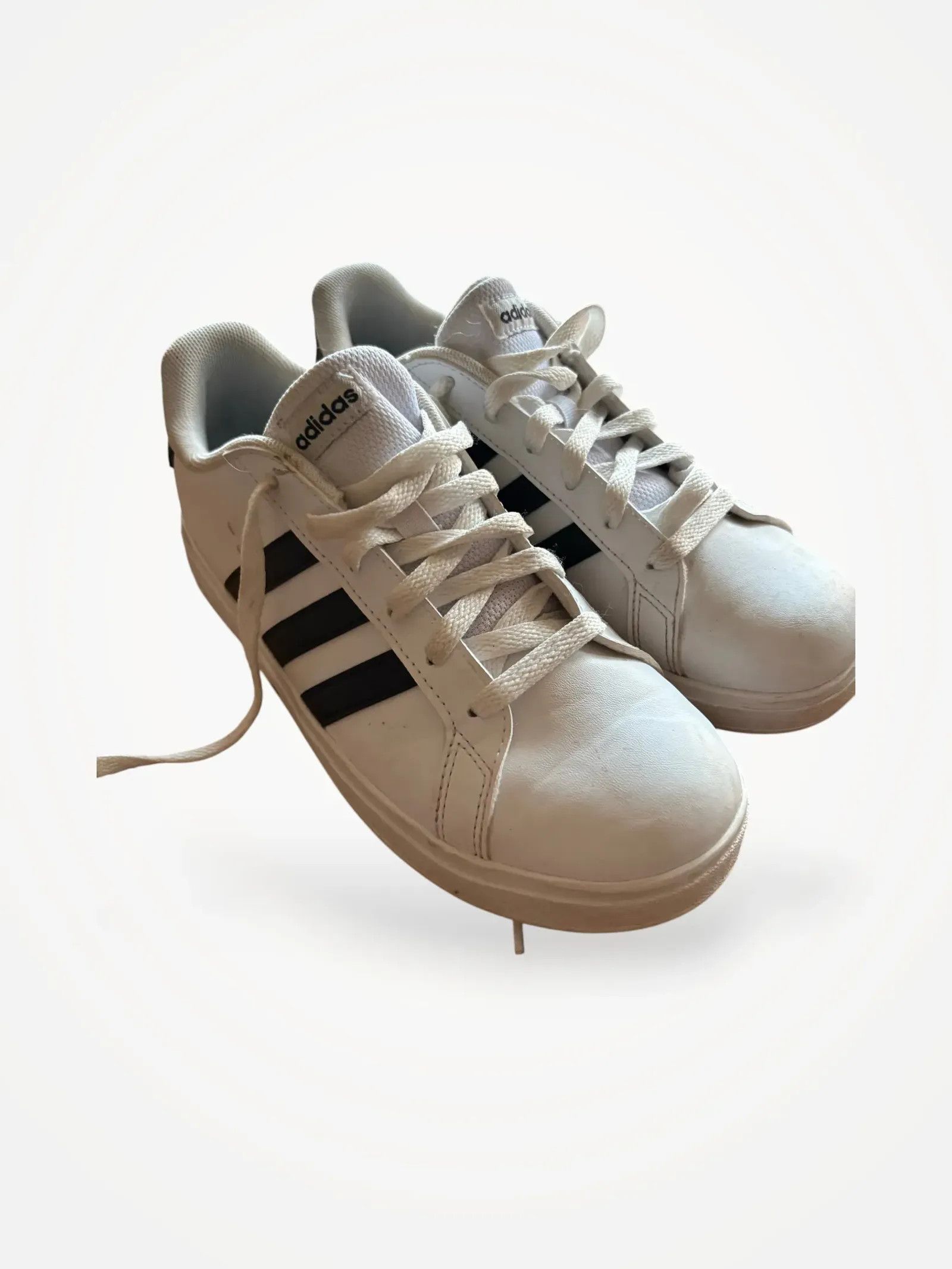 Adidas Adidas Adidas Sneakers Size US 7 / IT 37 - 1 Thumbnail