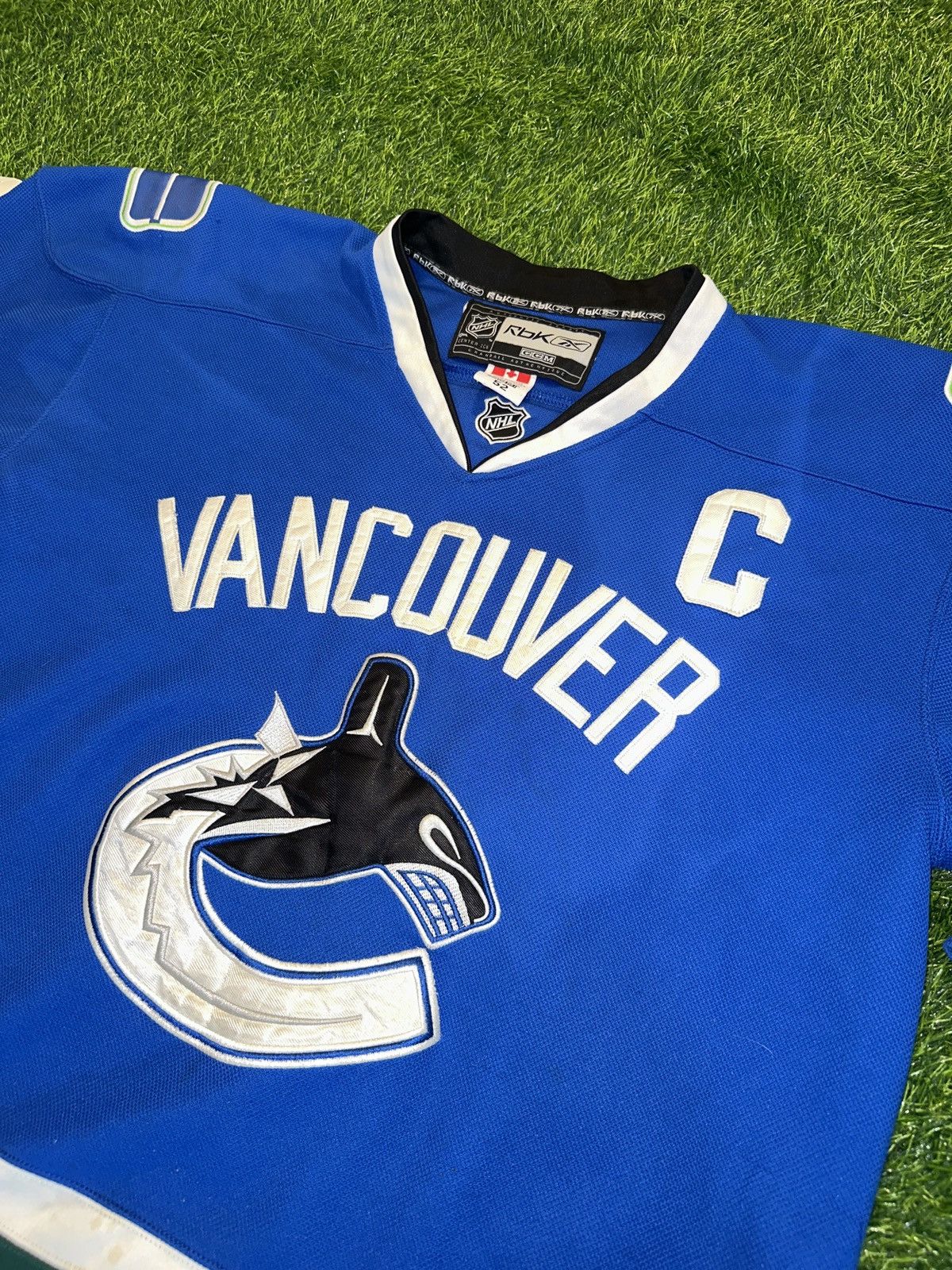 NHL Nhl reebok vancouver canucks trevor linden jersey size 52 Size US L / EU 52-54 / 3 - 3 Thumbnail