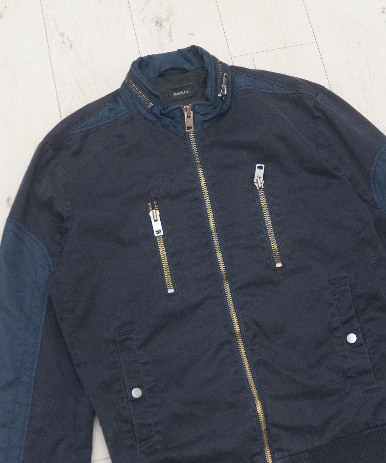 Diesel × Japanese Brand × Vintage Vintage Y2K Diesel MADARA Jeans multi Pocket Jacket Bomber Size US M / EU 48-50 / 2 - 2 Thumbnail