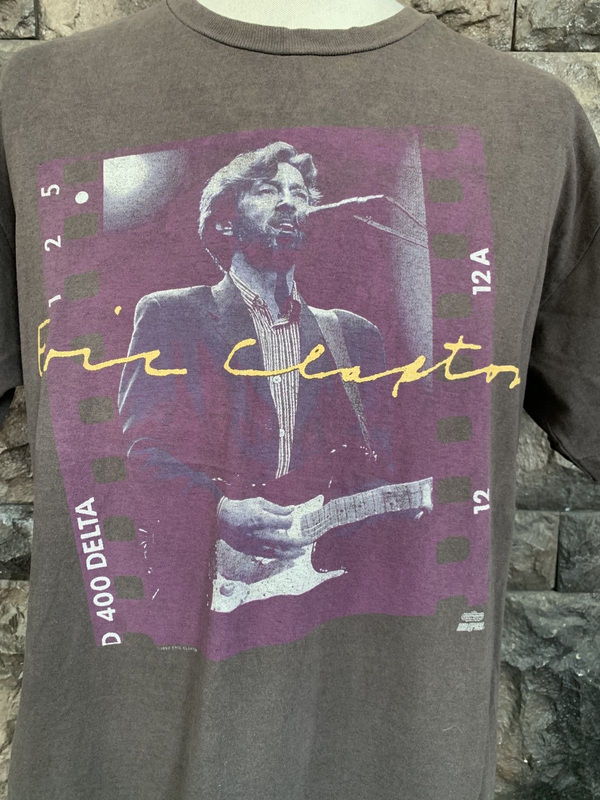 Vintage Vintage 1992 Eric Clapton T shirt Size US L / EU 52-54 / 3 - 2 Thumbnail